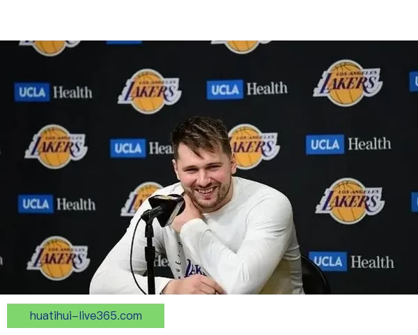 雷迪克称东契奇末节精彩发挥 詹姆斯状态让人自愧不如